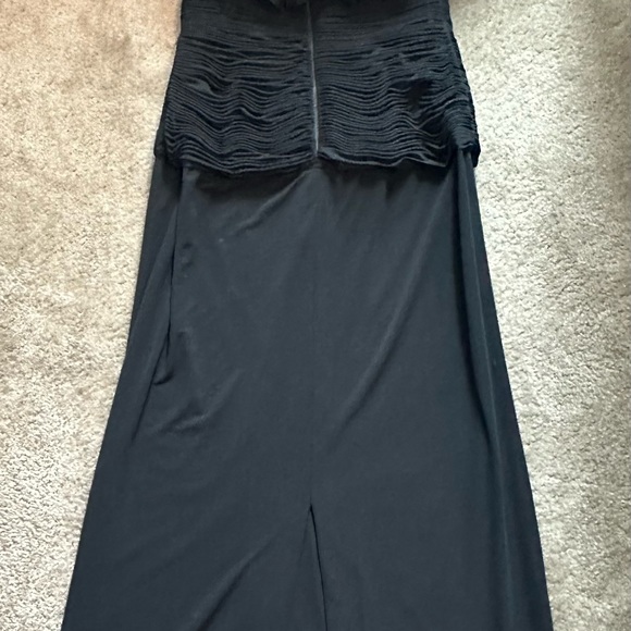 Long black dress, Rose Taft for Couture Fashions - Picture 6 of 7